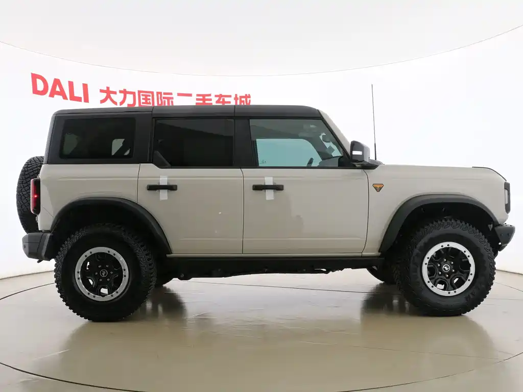 Ford Bronco 2025 — фото 12