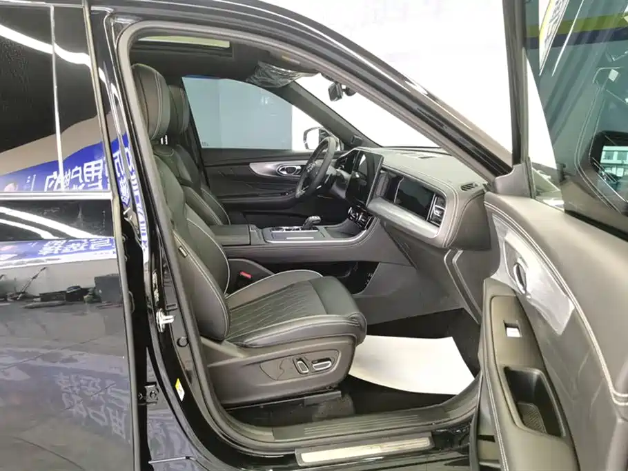 GAC Motor Trumpchi GS8 2024 — фото 8