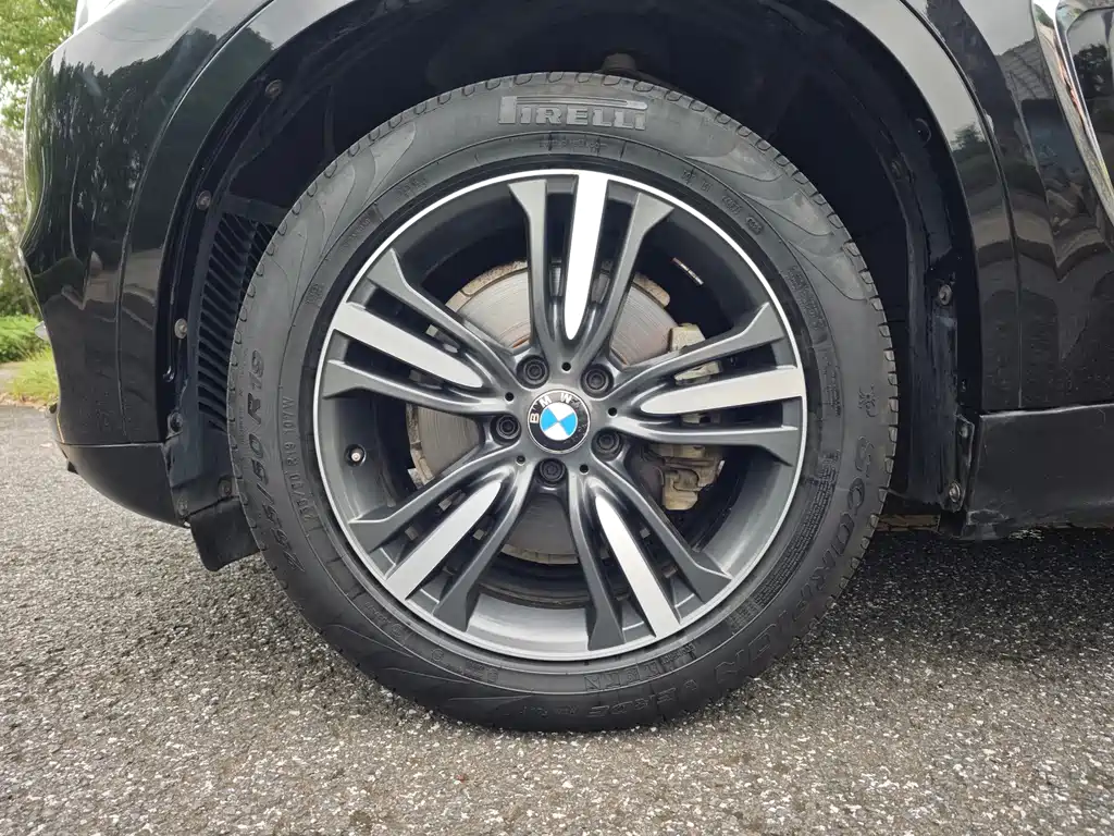 BMW X5 2018 — фото 20