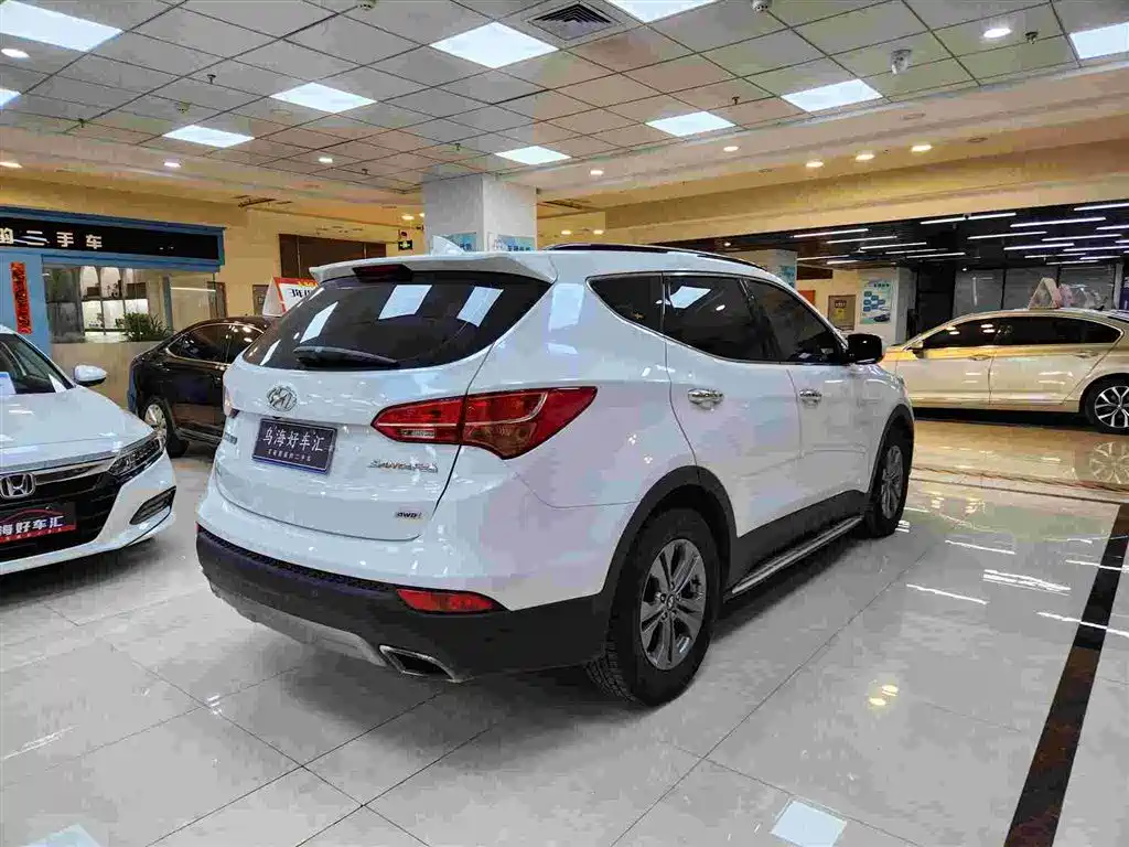 Hyundai Santa Fe 2015 — фото 3