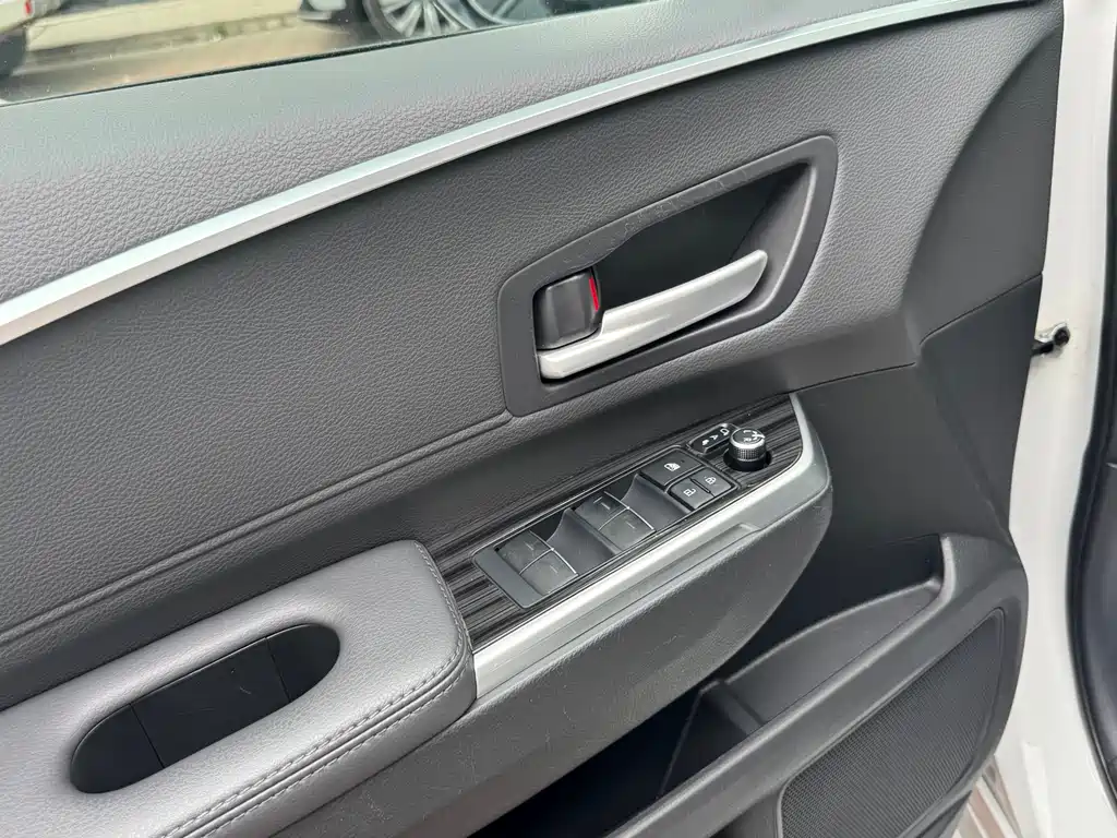 Toyota Sienna 2023