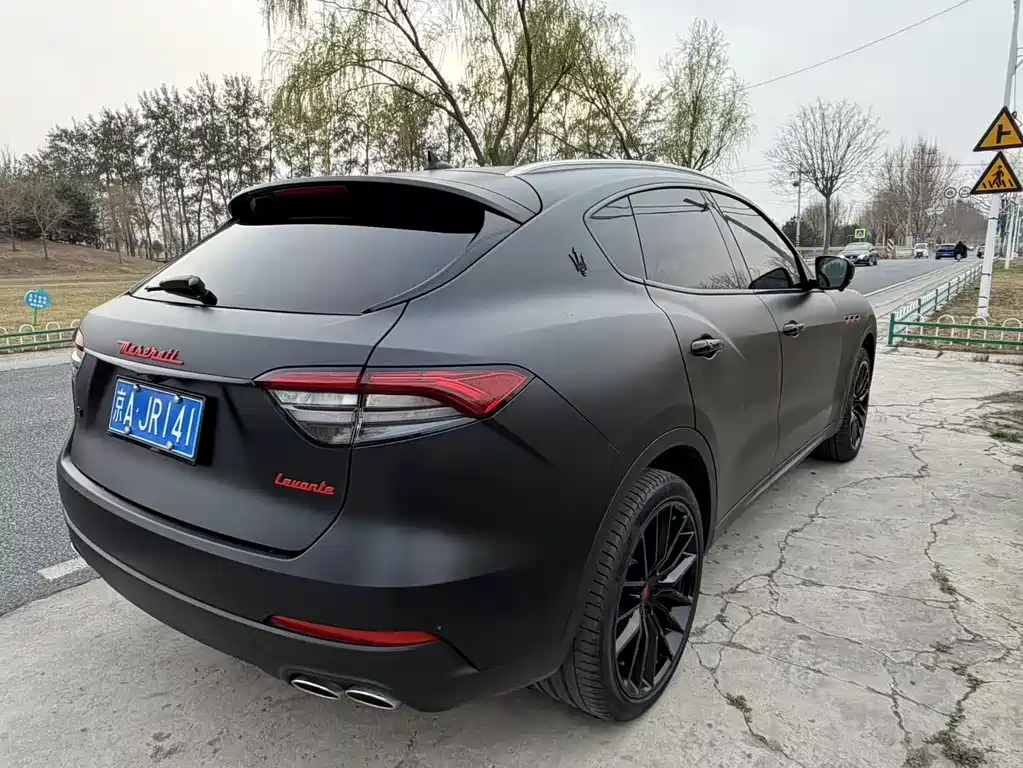 Maserati Levante 2019 — фото 3