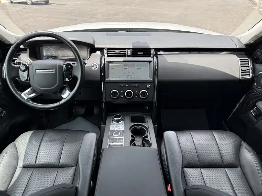 Land Rover Discovery 2020 — фото 6