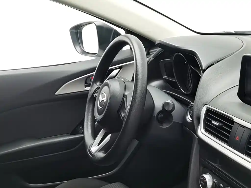 Mazda 3 Axela 2019 — фото 22