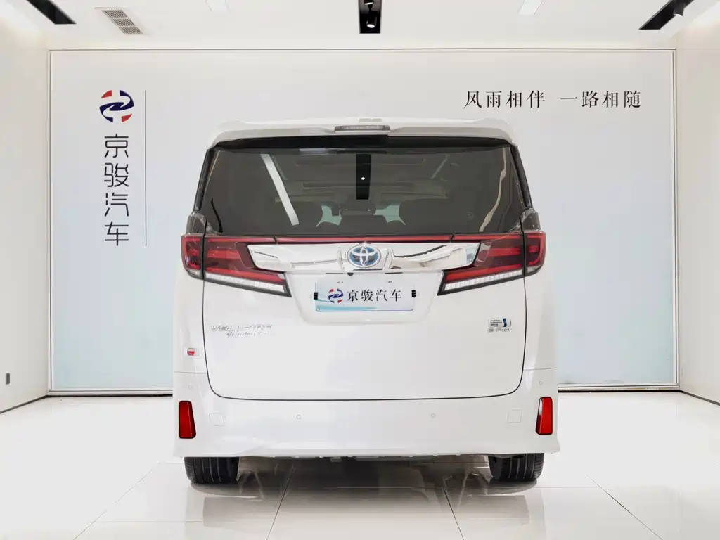 Toyota Vellfire 2021 — фото 16