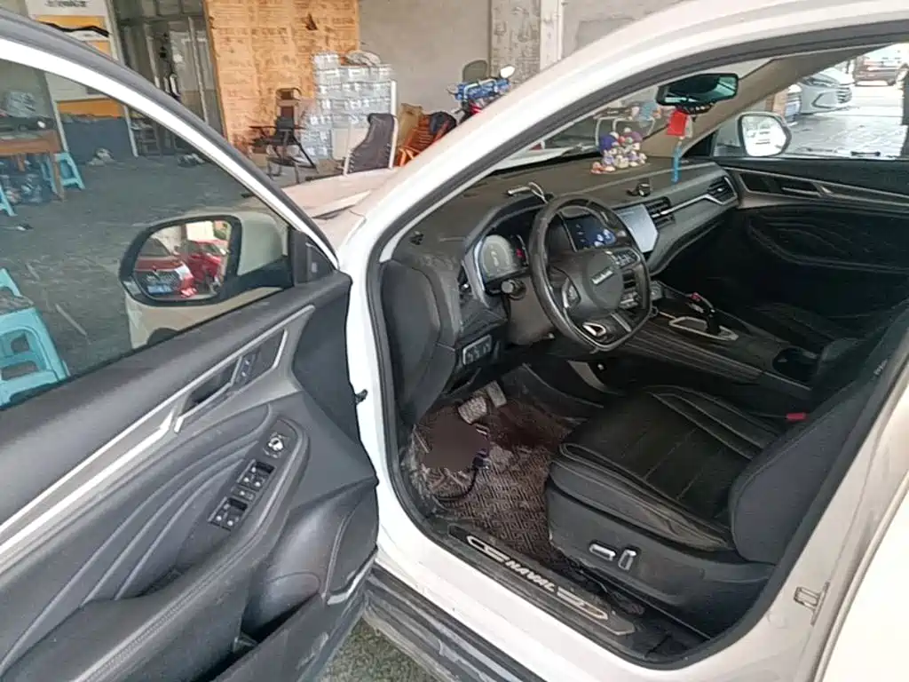 Haval F7 2020 — фото 16