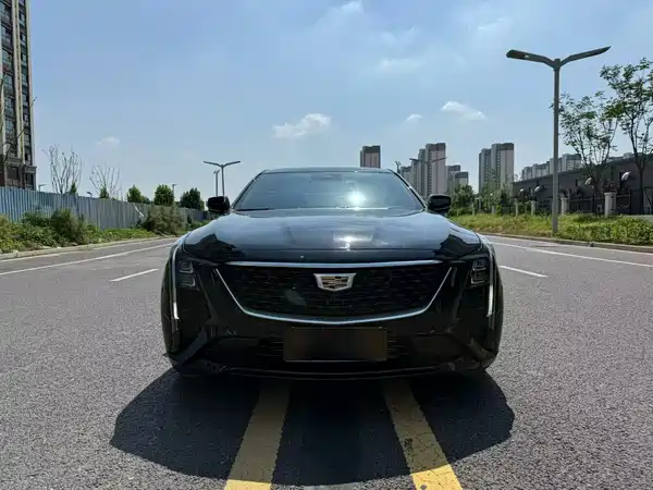 Cadillac CT5 2026