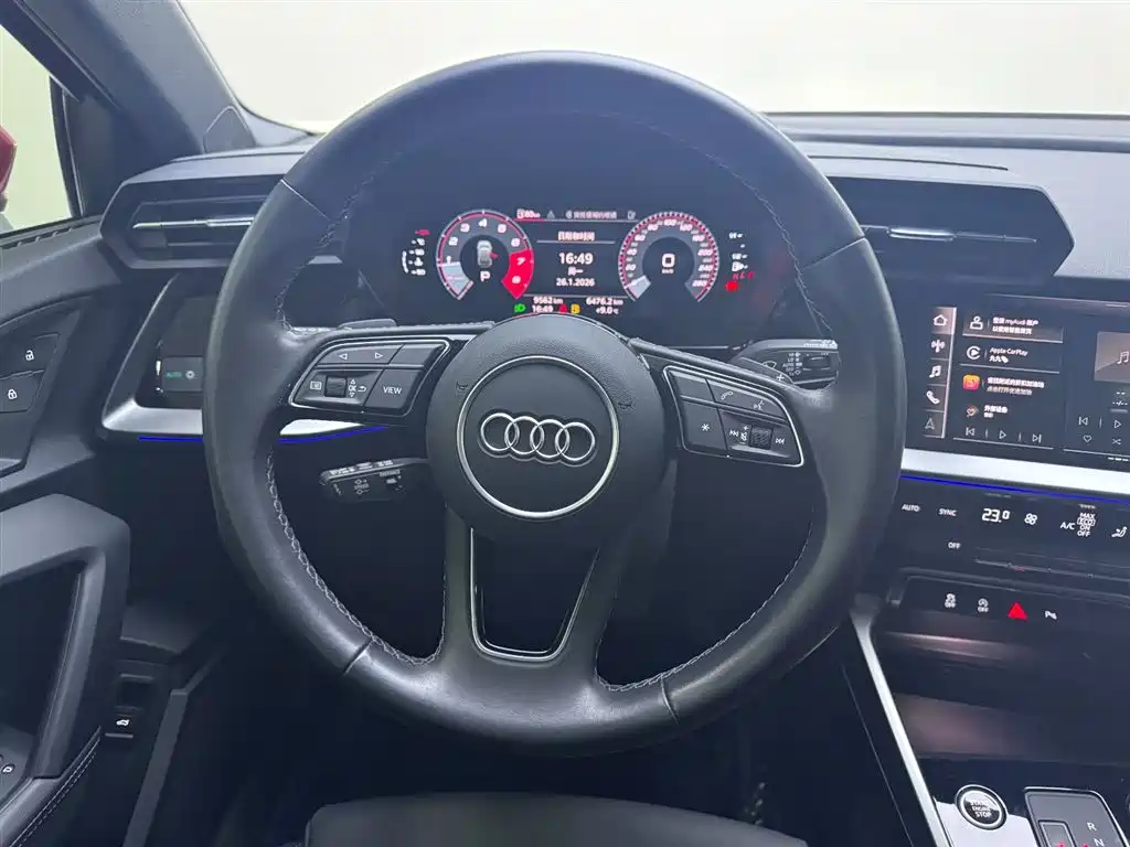 Audi A3 2024 — фото 10