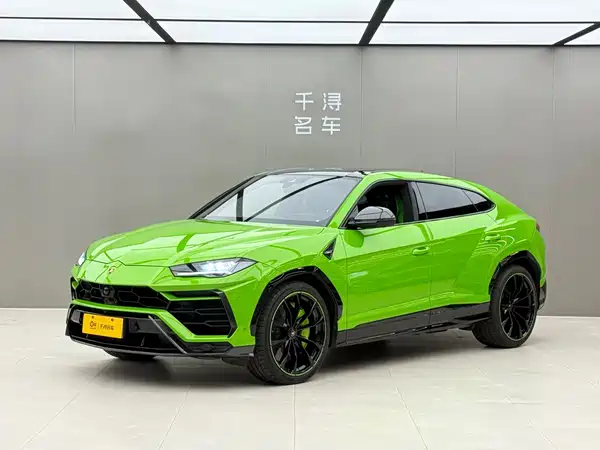 Lamborghini Urus 2022