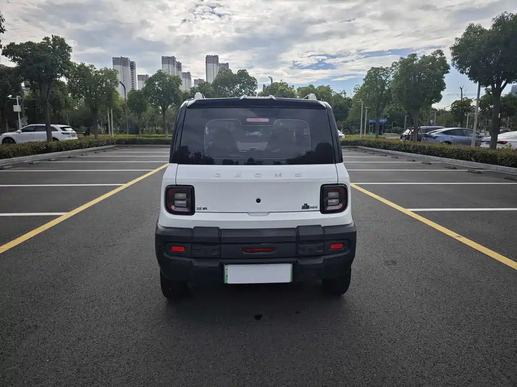 Geely Galaxy Panda 2025