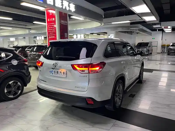 Toyota Highlander 2018