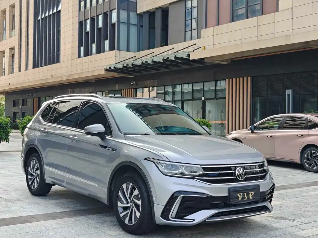 Volkswagen Tiguan L New Energy 2021 — фото 3