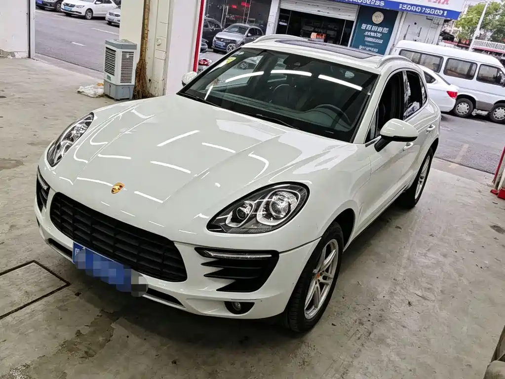 Porsche Macan 2016