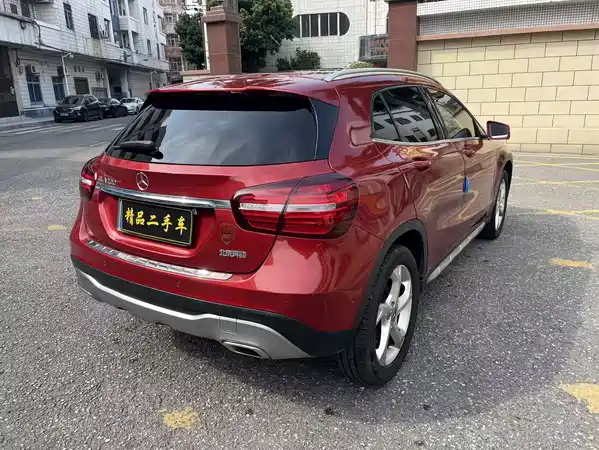 Mercedes-Benz GLA 2019