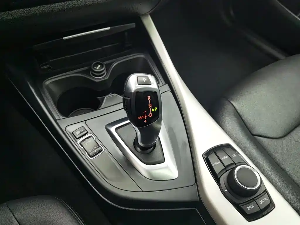 BMW 2 Series 2017 — фото 13