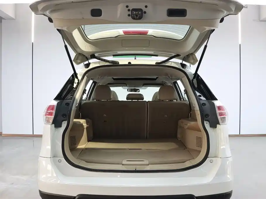 Nissan X-Trail 2014 — фото 30