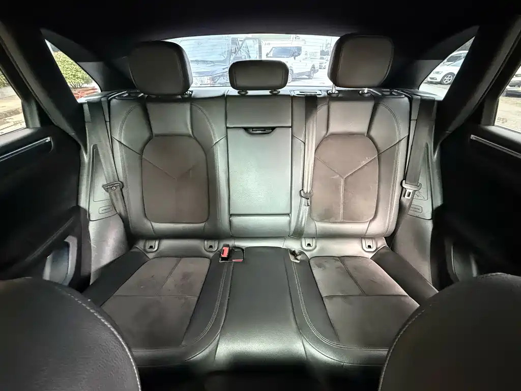 Porsche Macan 2014 — фото 26