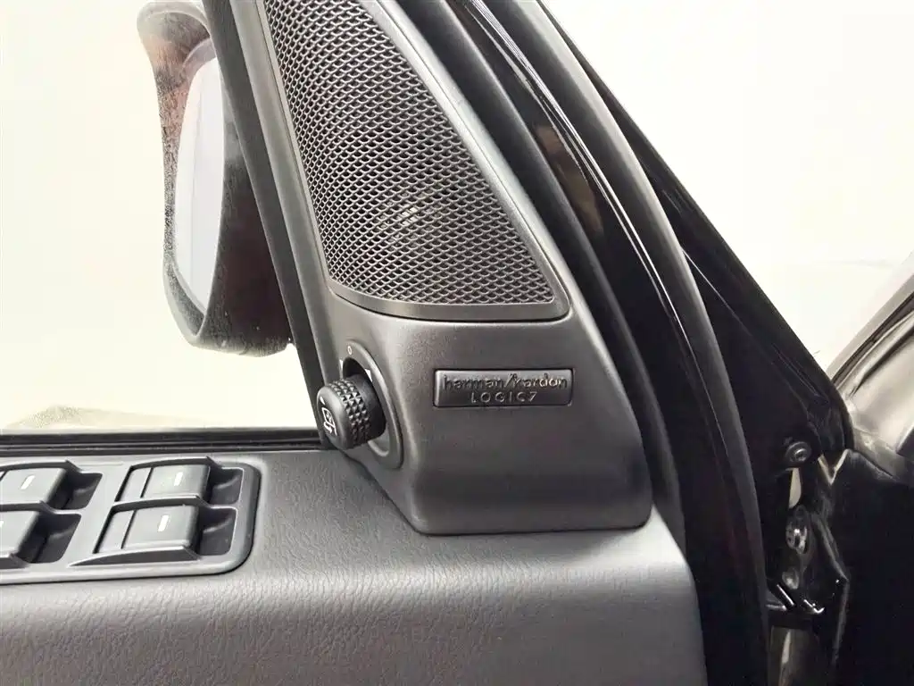 Land Rover Discovery 2007 — фото 13