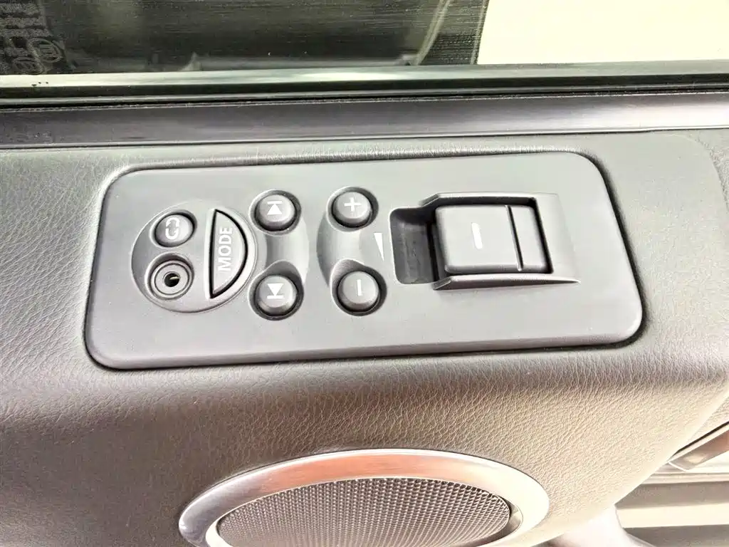 Land Rover Discovery 2007 — фото 20