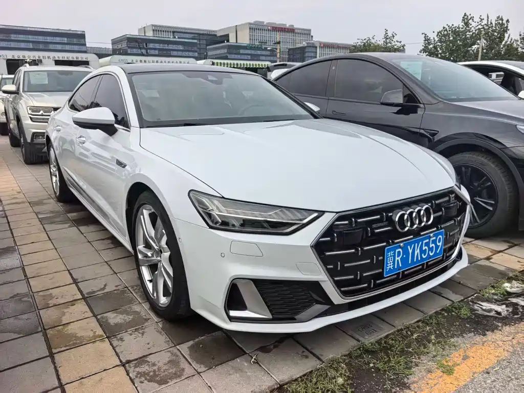 Audi A7L 2023 — фото 3