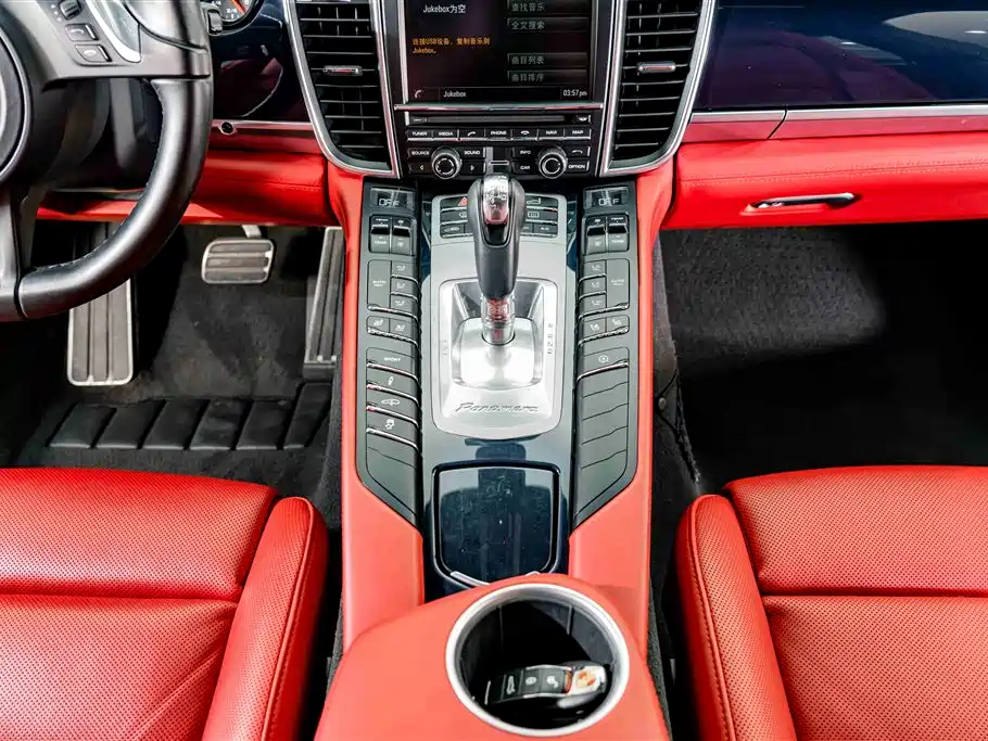 Porsche Panamera 2015 — фото 12
