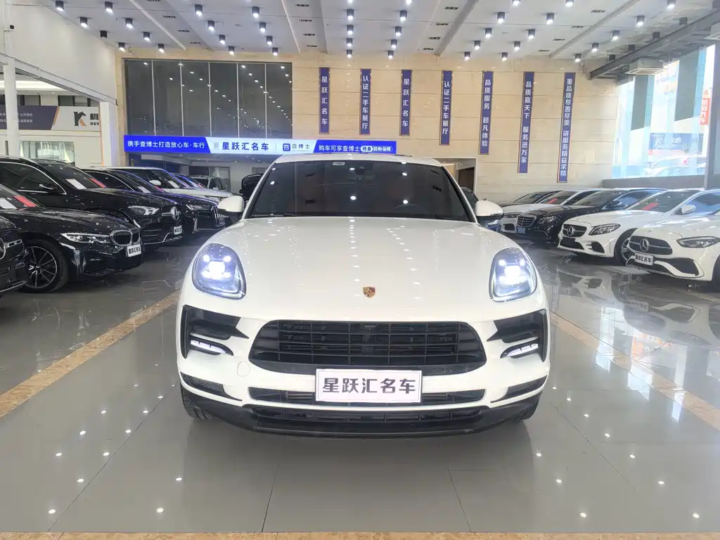 Porsche Macan 2021 — фото 2
