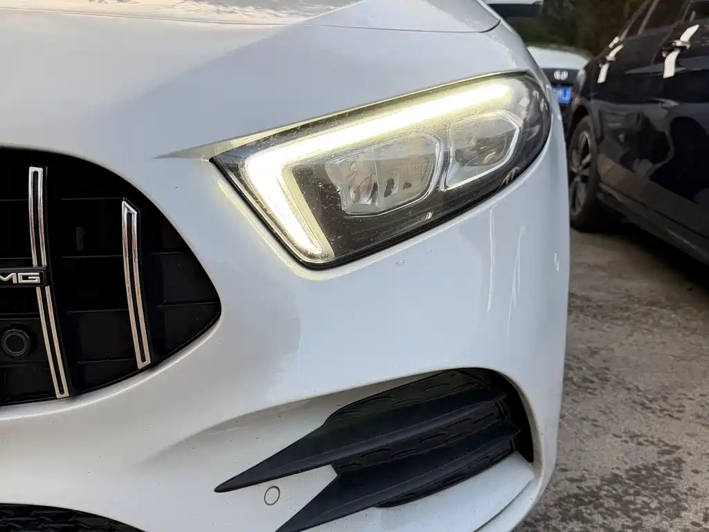 Mercedes-Benz A-Class 2020 — фото 10