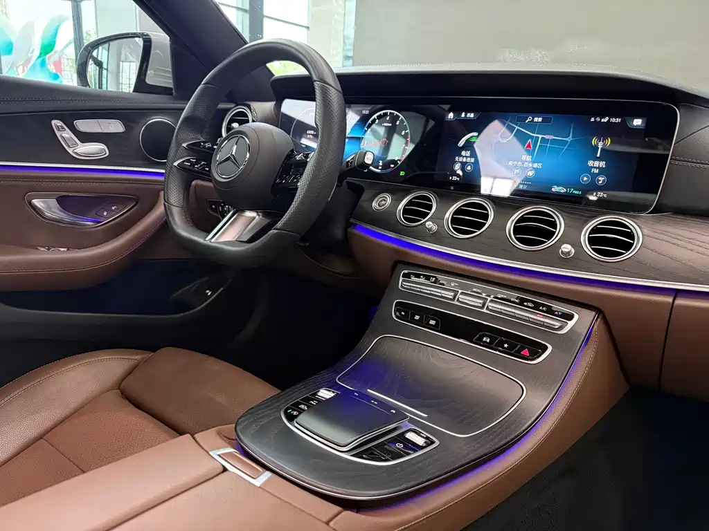 Mercedes-Benz E-Class 2021 — фото 13