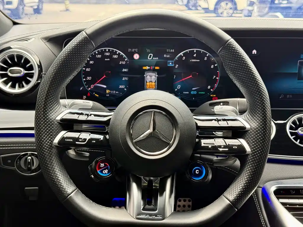 Mercedes-Benz AMG GT 2023 — фото 35