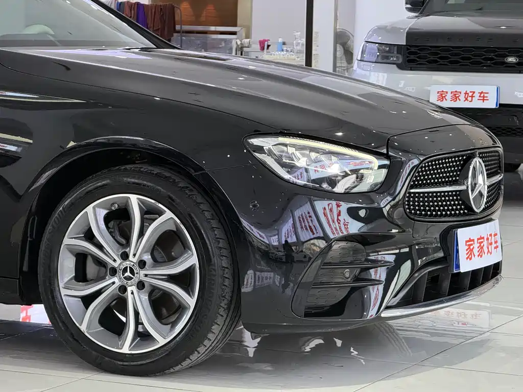 Mercedes-Benz E-Class 2023 — фото 15