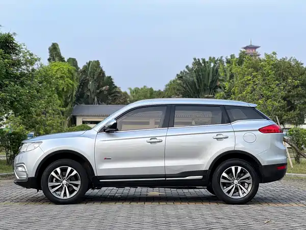 Geely Boyue 2016