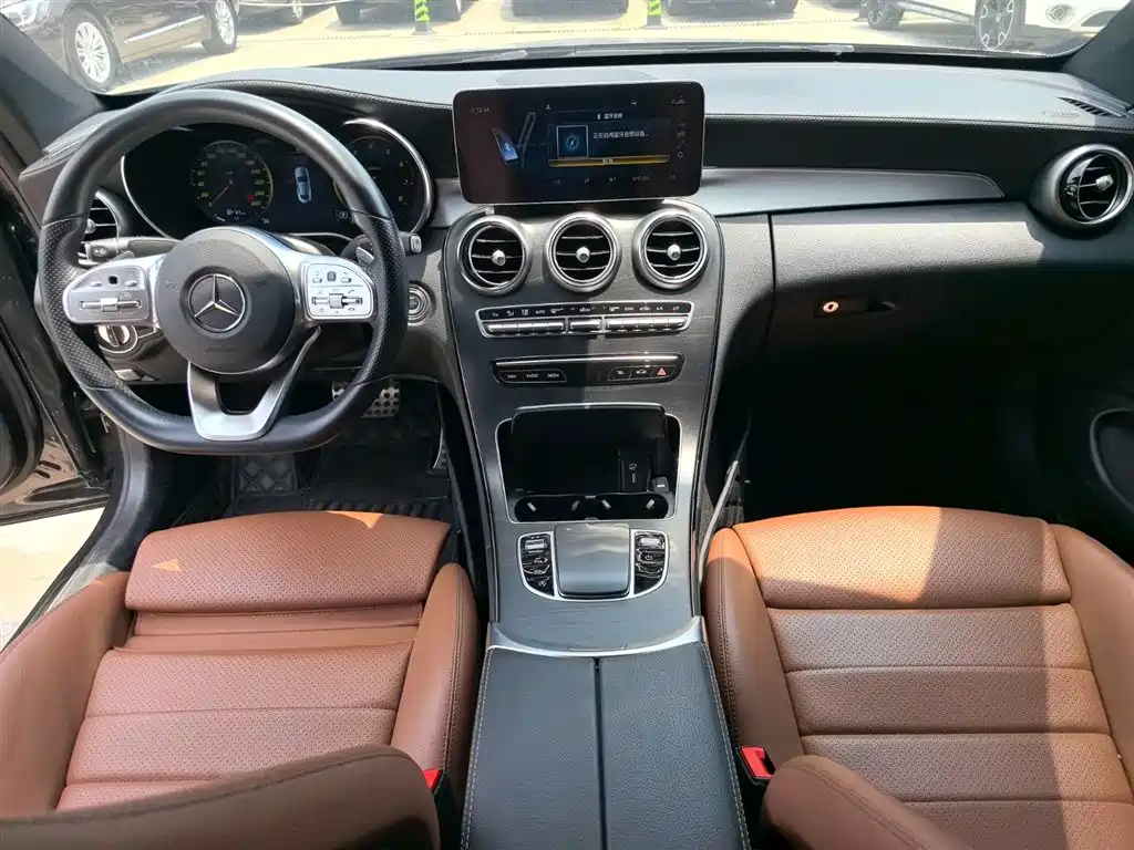 Mercedes-Benz C-Class 2019 — фото 11