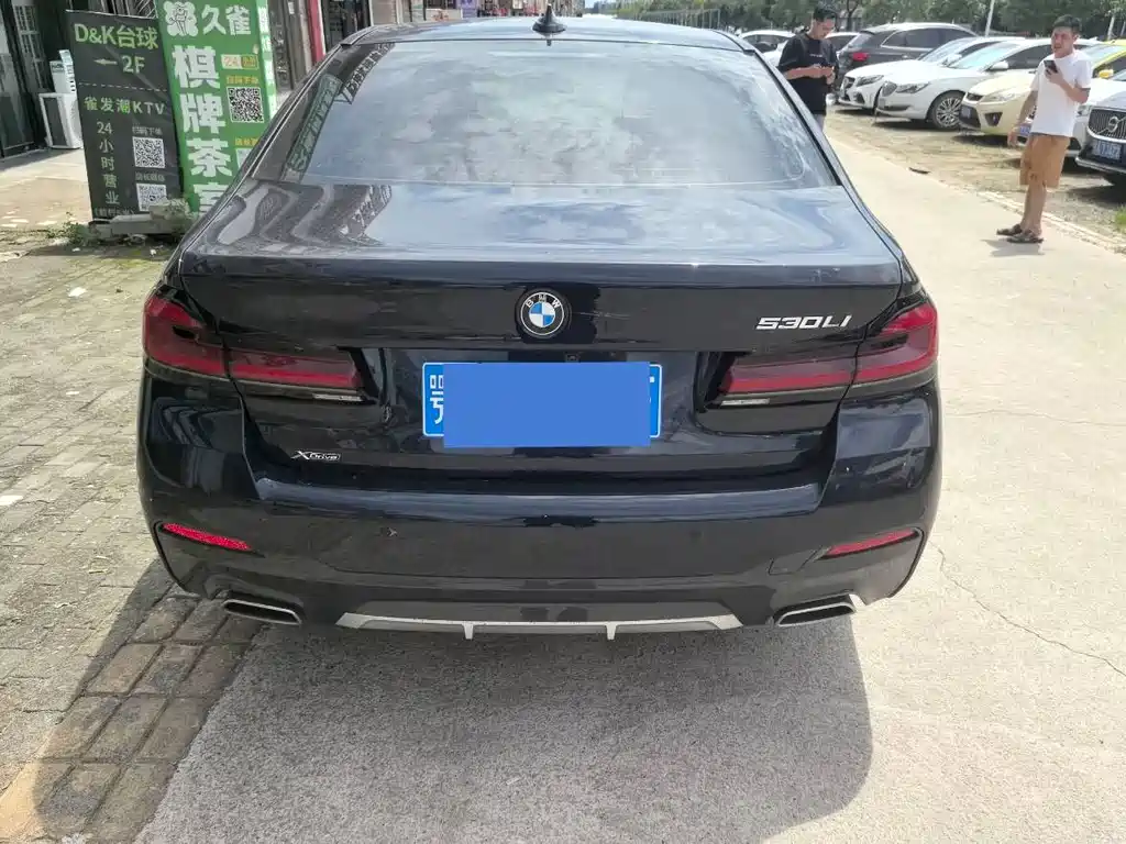 BMW 5 Series 2023
