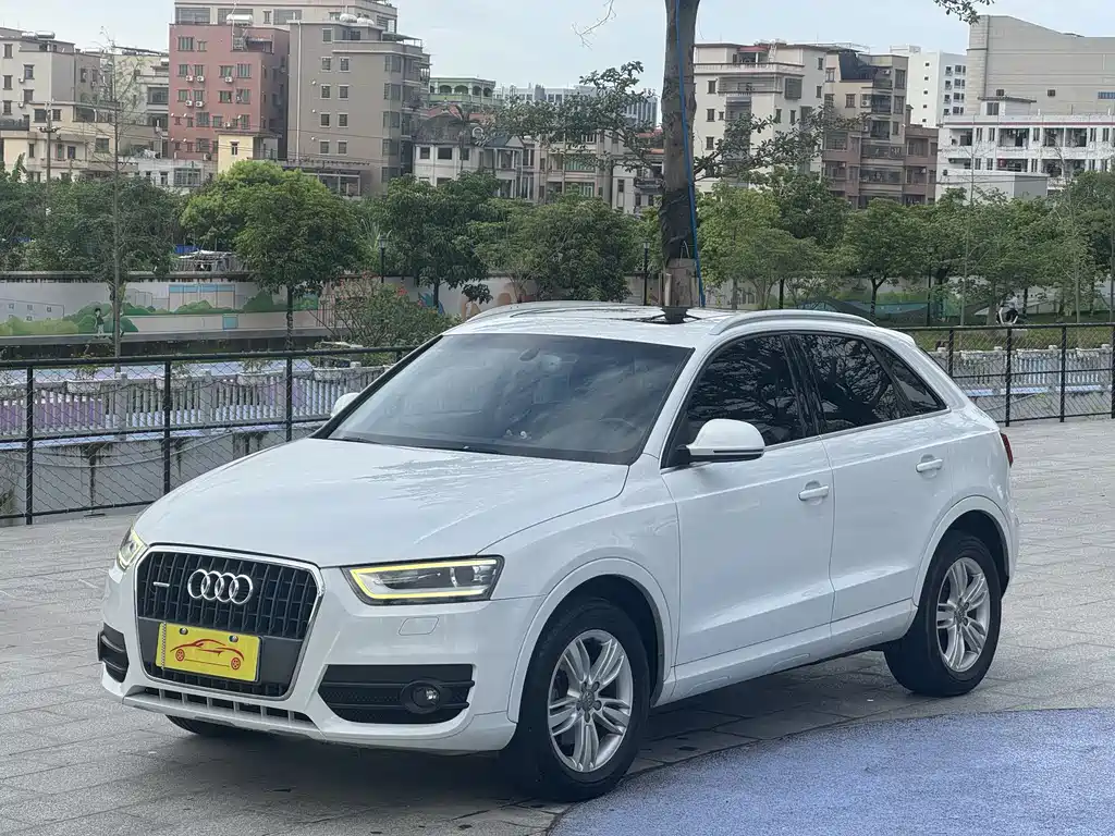Audi Q3 2014