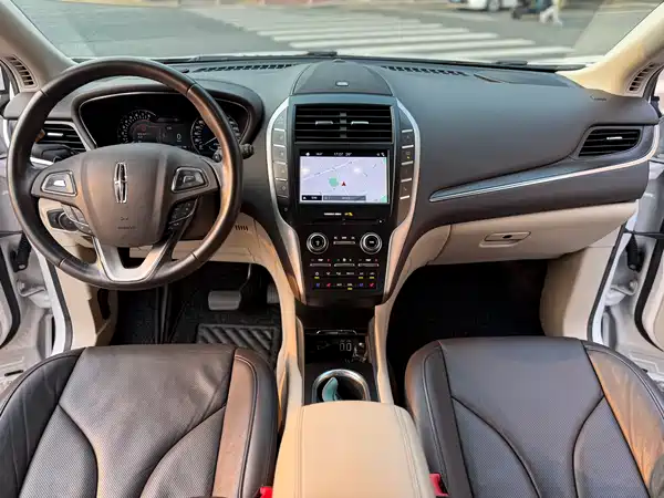 Lincoln MKC 2019