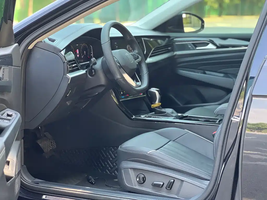 Volkswagen Passat 2022