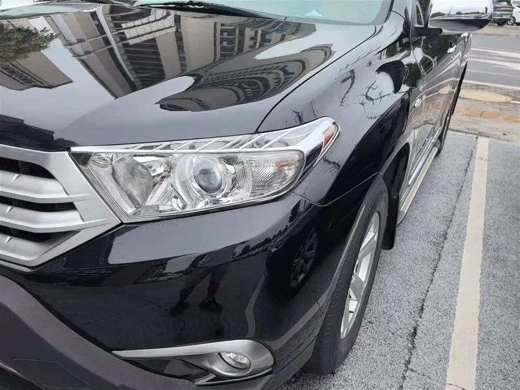 Toyota Highlander 2015 — фото 3