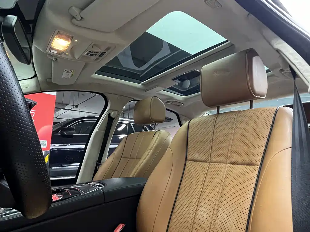 Jaguar XJ 2015 — фото 9