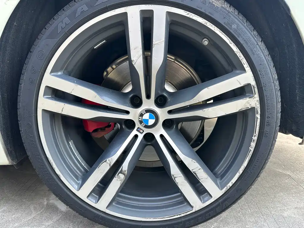 BMW 6 Series GT 2019 — фото 16