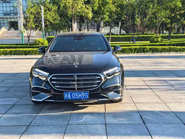 Mercedes-Benz E-Class 2025
