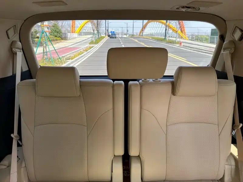 Toyota Alphard 2019 — фото 10