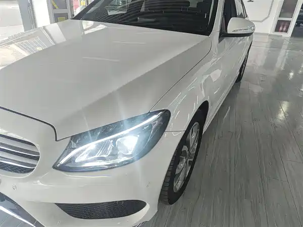 Mercedes-Benz C-Class 2018