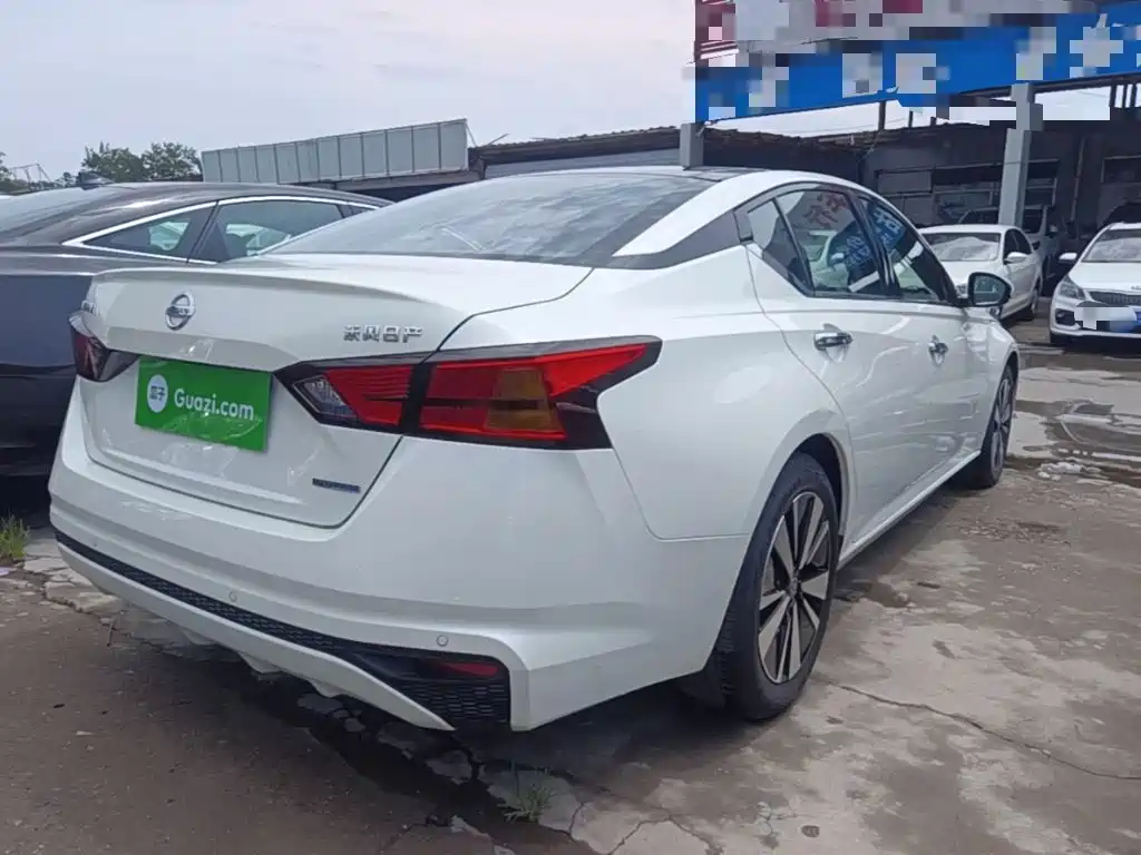Nissan Teana 2026