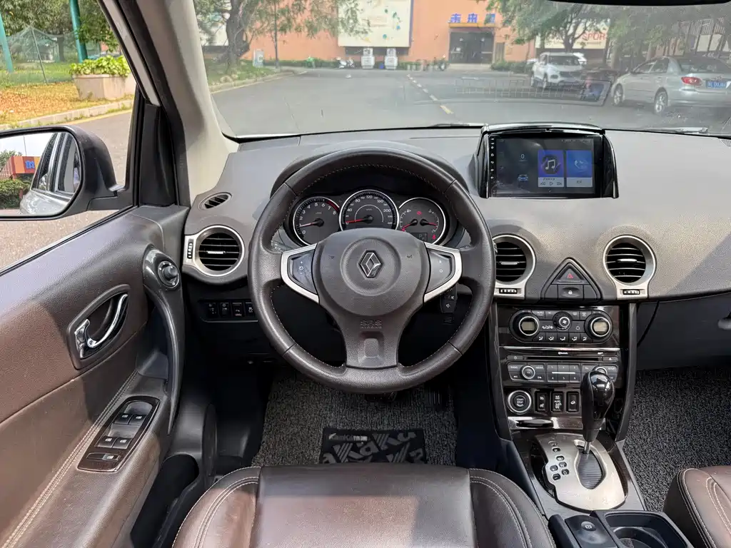 Renault Koleos 2014 — фото 15