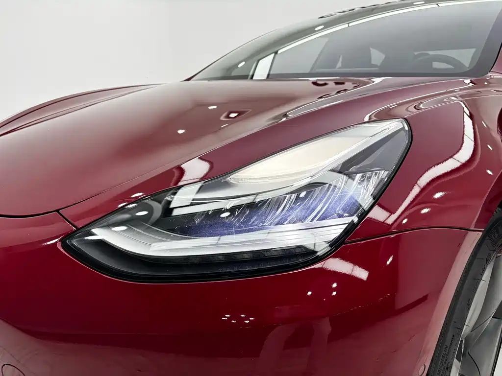 Tesla Model 3 2019 — фото 9