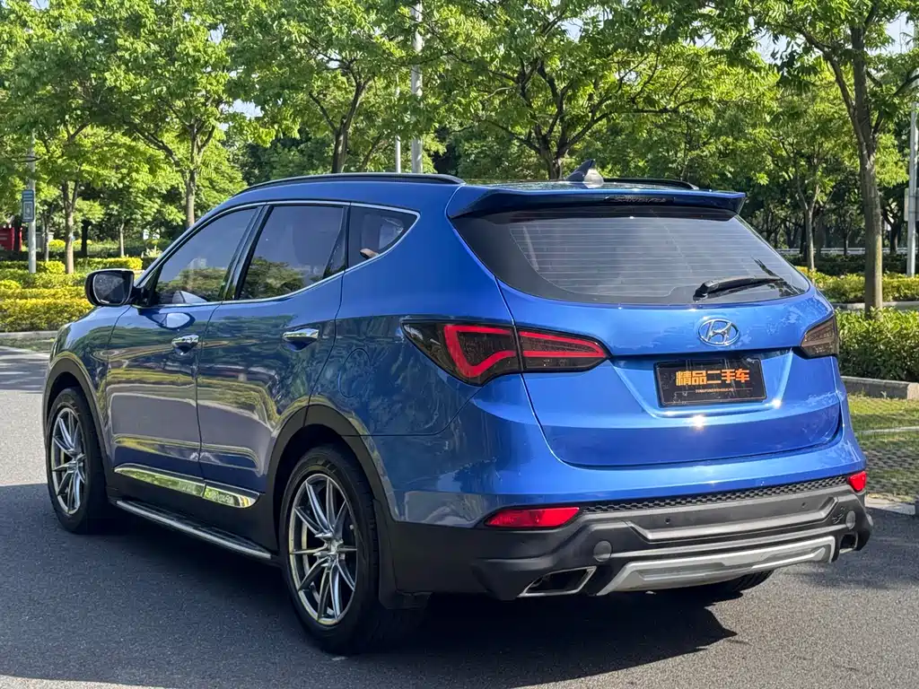Hyundai Santa Fe 2015 — фото 24