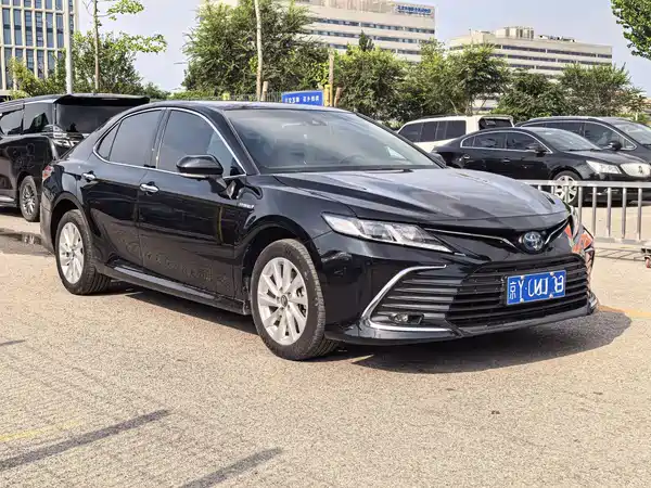 Toyota Camry 2021