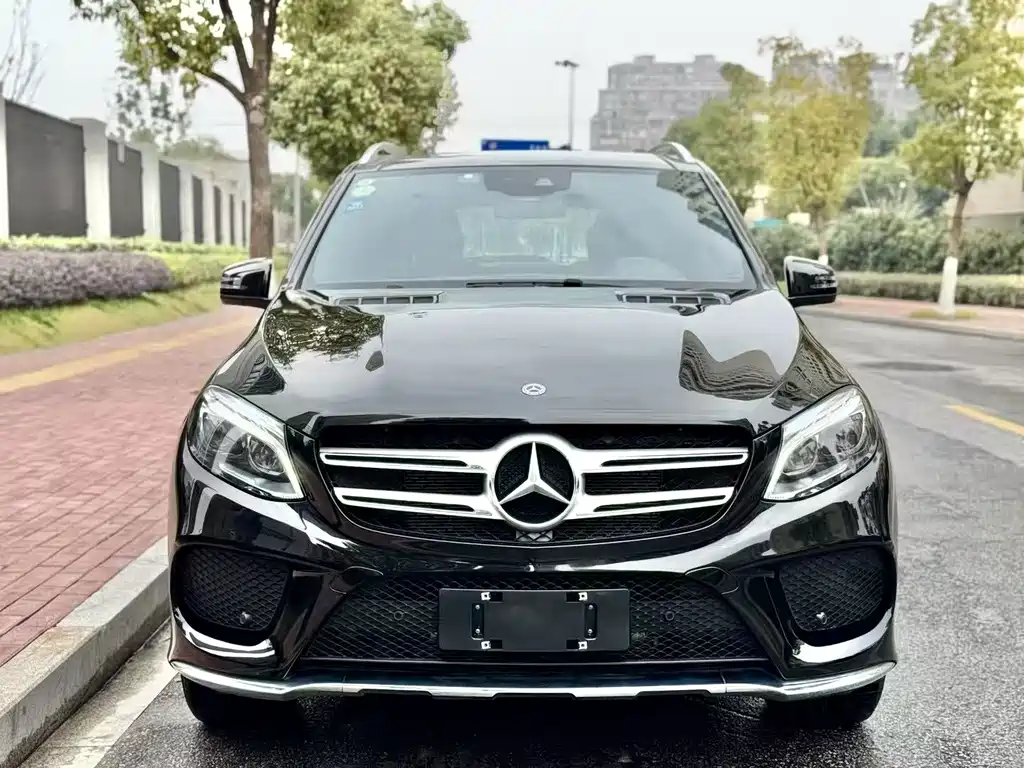 Mercedes-Benz GLE 2018 — фото 2