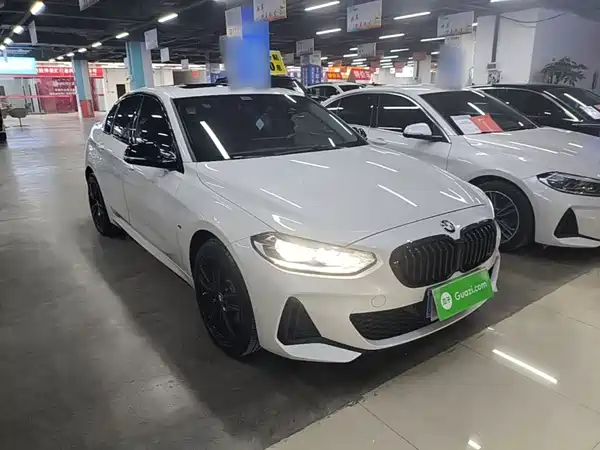 BMW 1 Series 2023