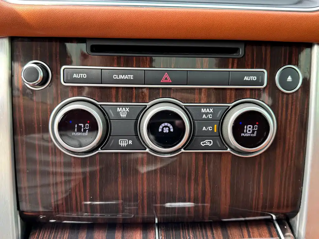 Land Rover Range Rover 2018 — фото 20